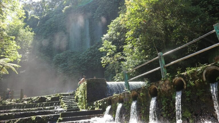 Air Terjun Benang Stokel3 768x431