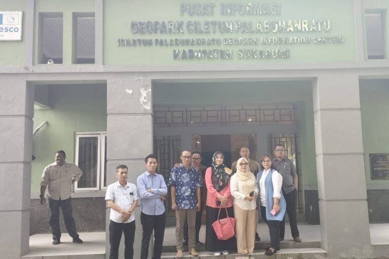 Pusat Informasi Geopark Ciletuh Palabuhanratu2 768x512