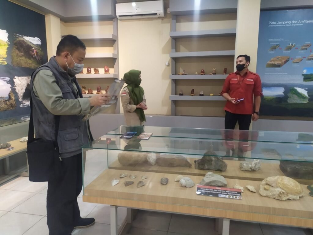 Pusat Informasi Geopark Ciletuh Palabuhanratu8 1024x768