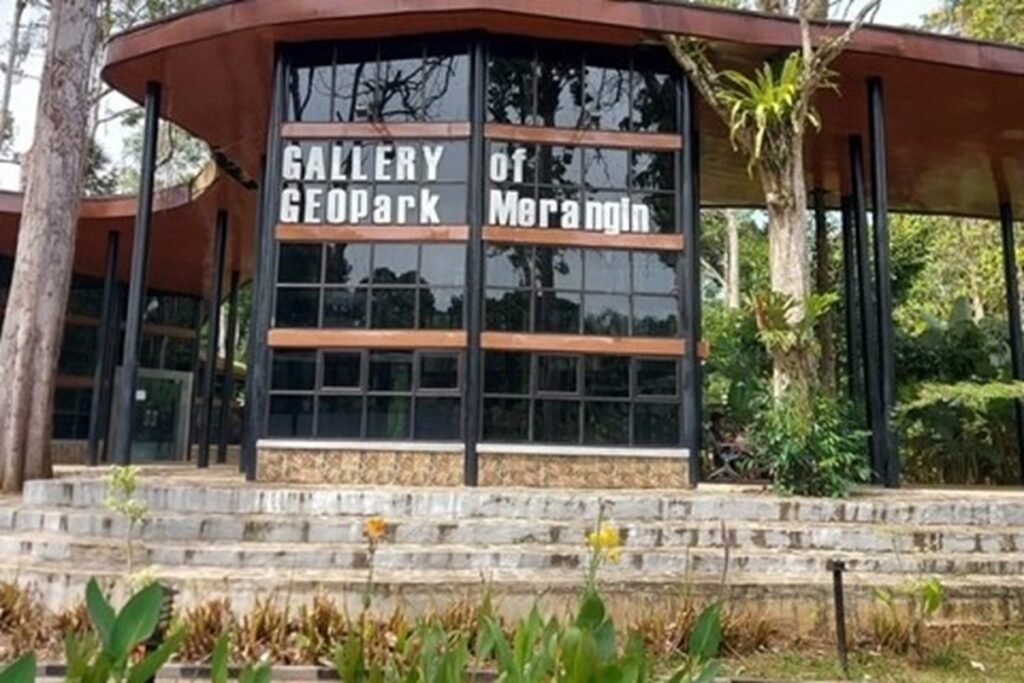 Pusat Informasi Geopark Merangin3 1 1024x683