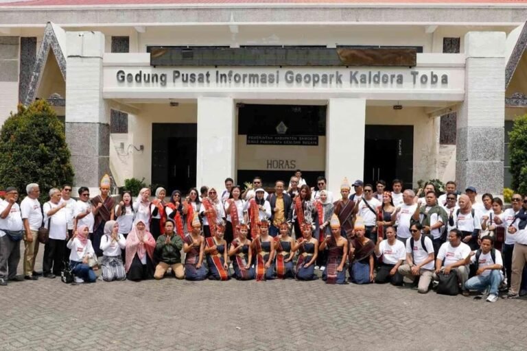 Pusat Informasi Geopark Nasional Kaldera Danau Toba5 1 768x512