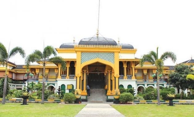 1@istana maimoon 630x380 1