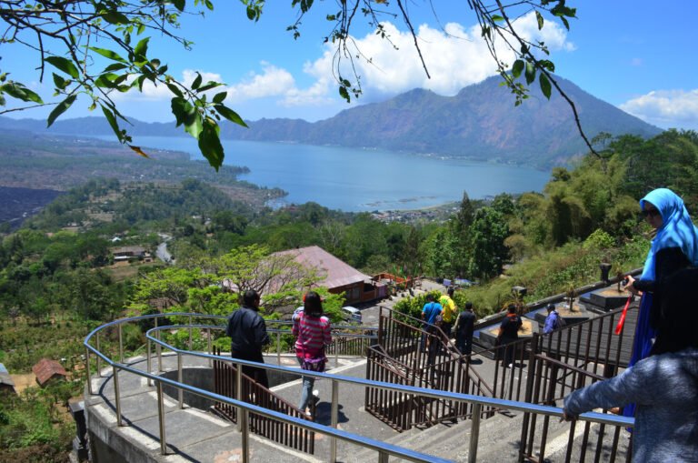 1MpW8JDtsz1442203502 768x509