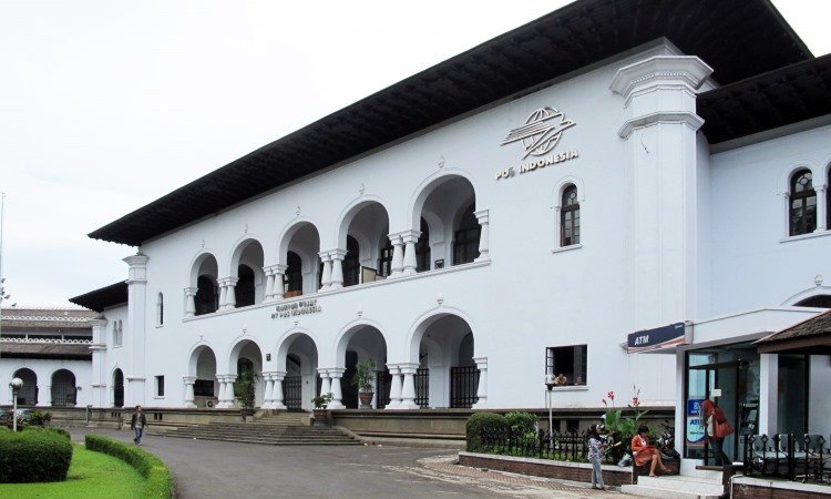 46. Museum Pos Indonesia Bandung
