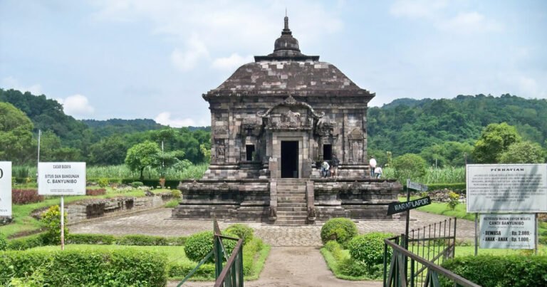 Candi Banyunibo 768x403