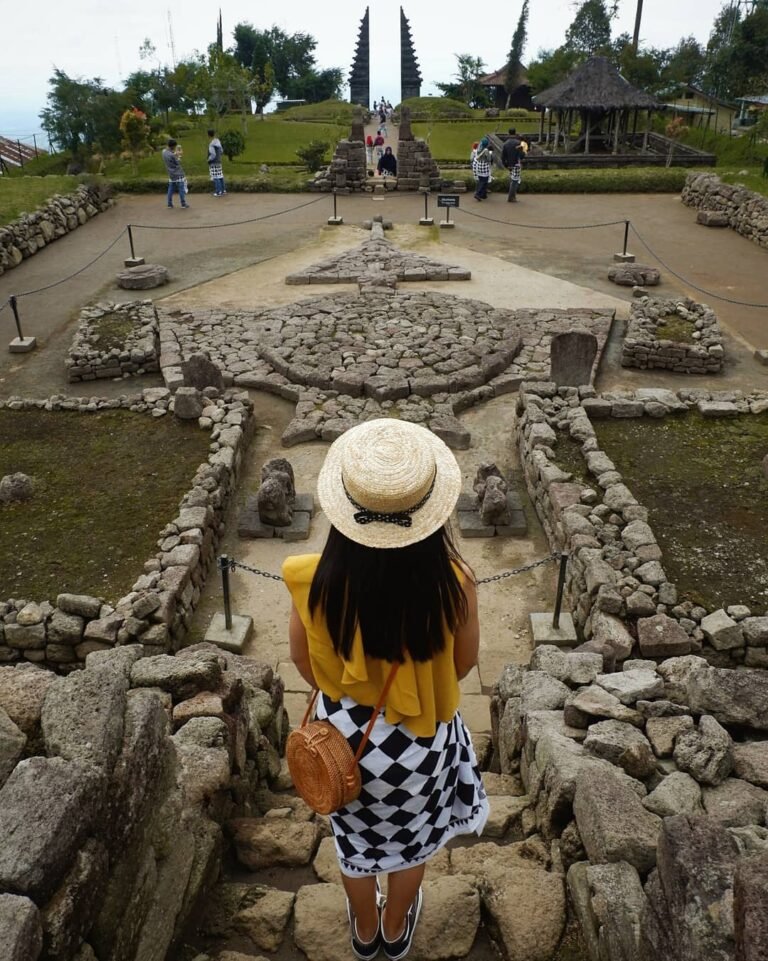 Candi Cetho Karanganyar 768x961