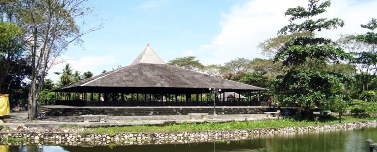 candi agung amuntai 768x311