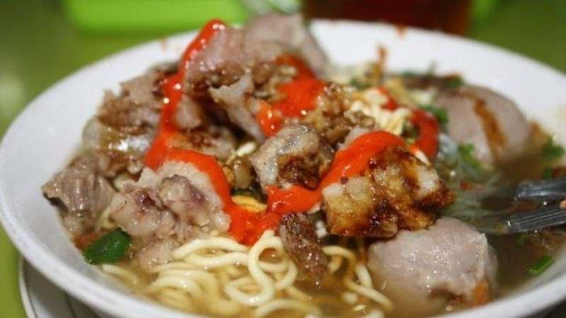6 Warung Bakso yang Terkenal Enak di Semarang, Cocok jadi Menu Makan Siang saat Hujan
