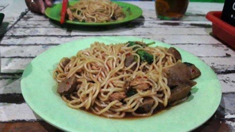 8 Mi Ayam di Semarang yang Cocok untuk Makan Siang, Ada Mie Ayam Gajah Jaya dengan Topping Telur