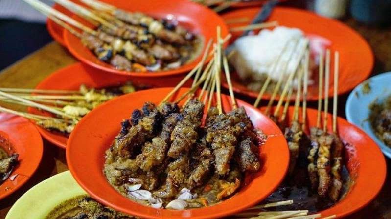 Sate Klopo Ondomohen dan 8 Tempat Makan di Surabaya yang Terkenal Enak dan Murah