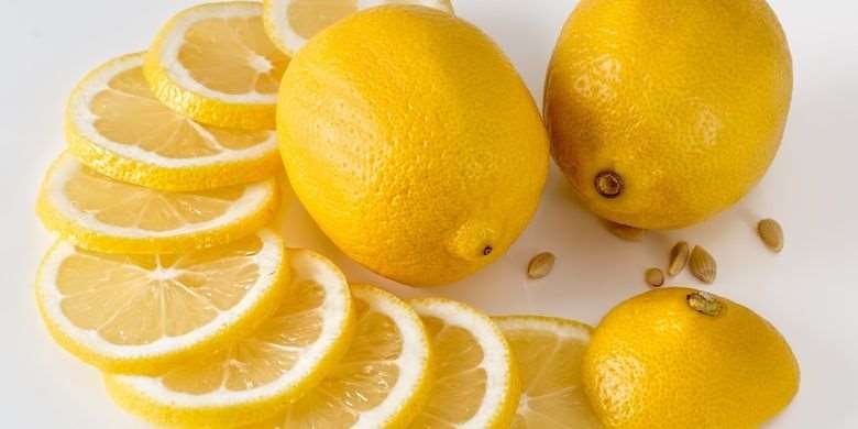 Cara Memilih Lemon Segar Berkadar Air Tinggi