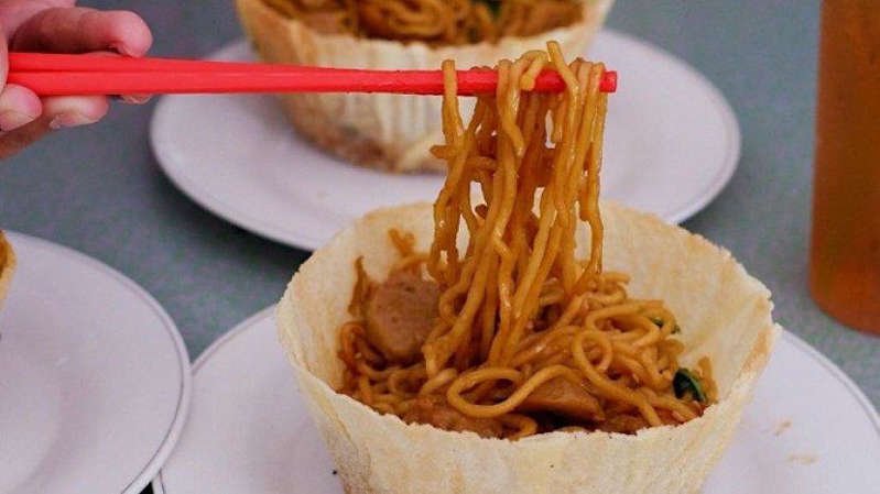 7 Mi Ayam Enak di Semarang, Ada yang Disajikan dengan Mangkuk dari Pangsit Goreng