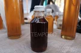 Cara Membedakan Madu Asli dan Palsu, Benarkah yang Asli Tak Disukai Semut?