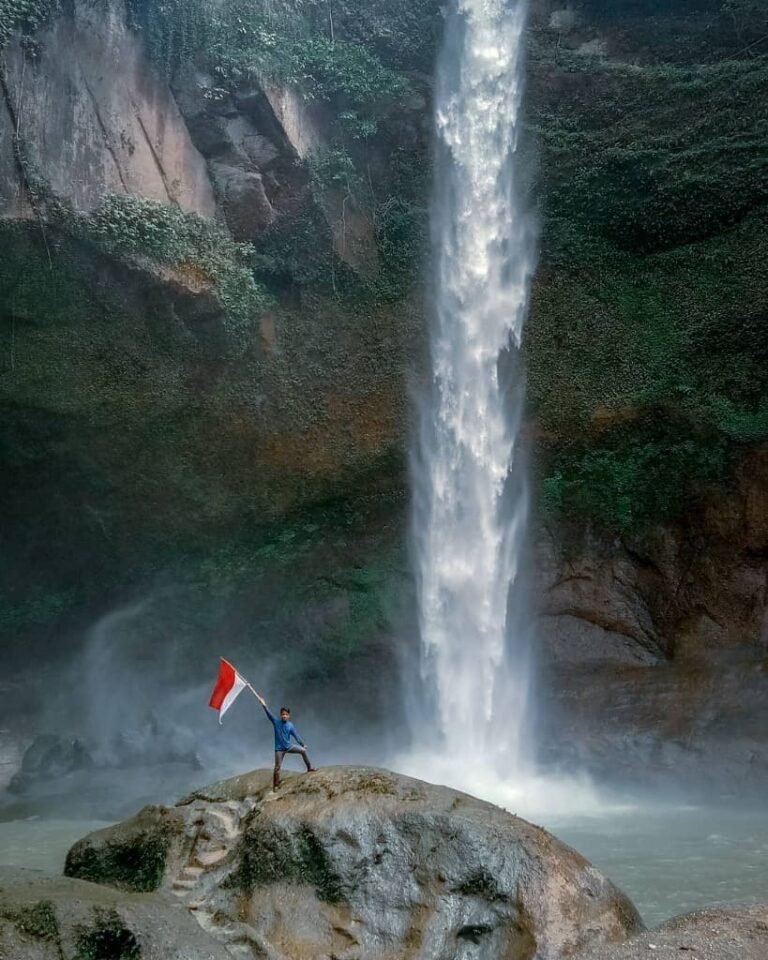 41280584 297337167664098 6066212655688158553 n 768x960