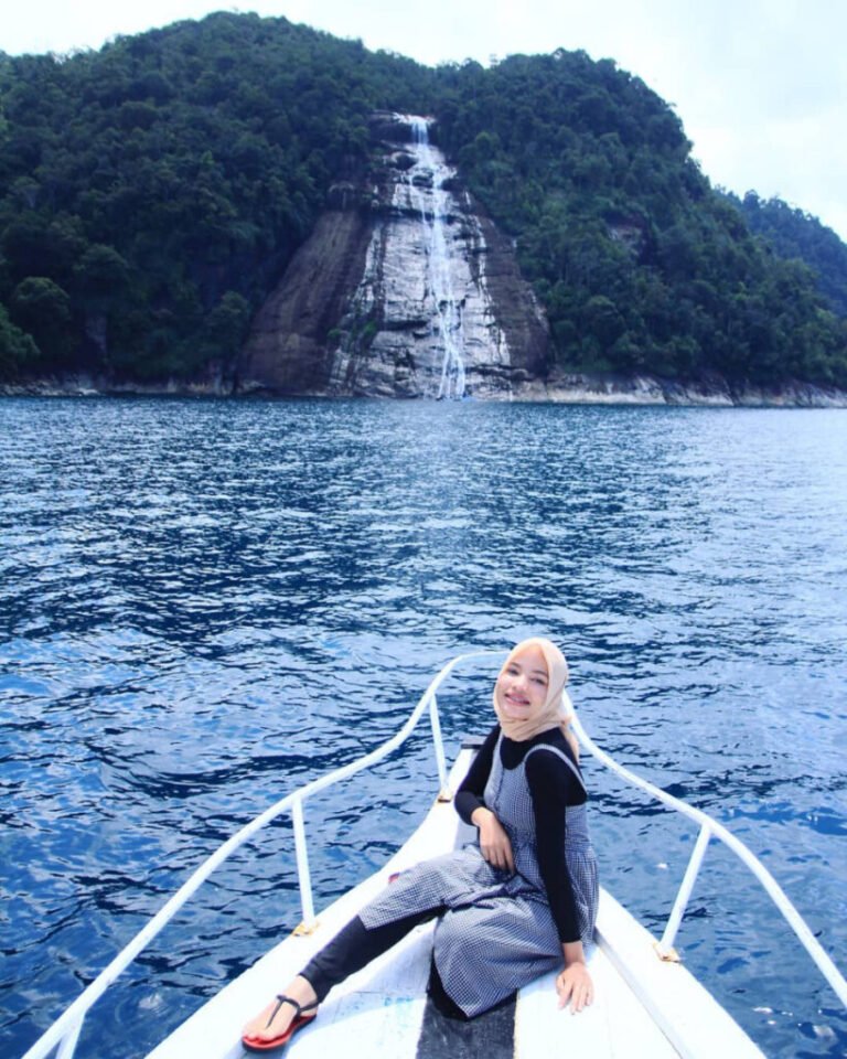 akurat 20201203043144 p05e06 819x1024 1 768x960