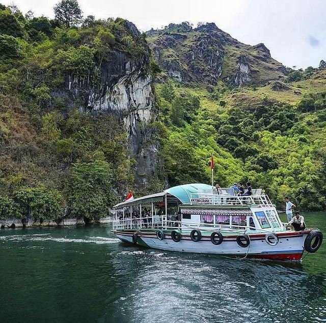 batu gantung parapat