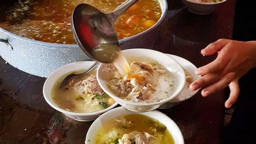 6 Tempat Makan Soto di Solo untuk Sarapan, Ada Soto Gading hingga Soto Ndelik
