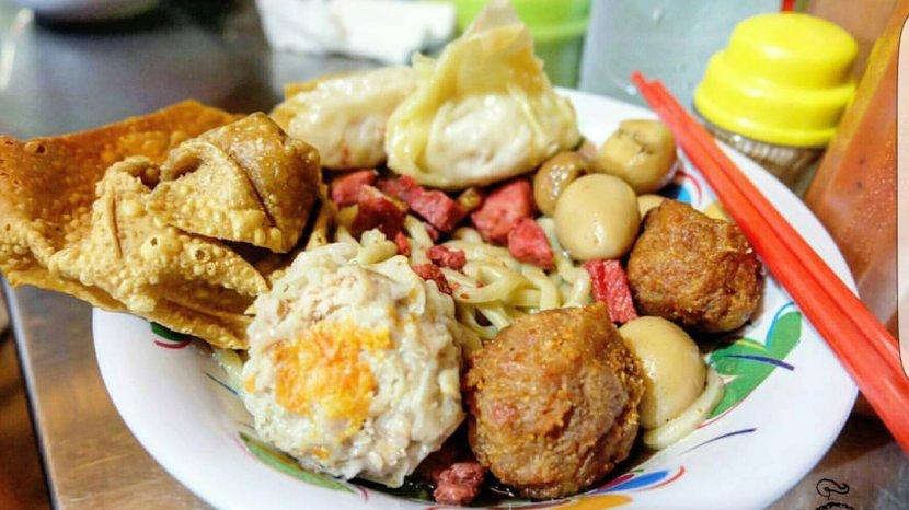 10 Kuliner Malam Paling Enak di Jakarta Barat, Pecinta Mi Wajib Coba Bakmi Ahau