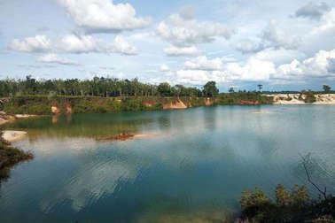 5 Tempat Wisata Memukau di Sekadau-Kalbar yang Pesonanya Bikin Kagum