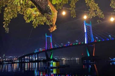 7 Potret Jembatan Ikonik di Indonesia, Pesonanya Bikin Kagum