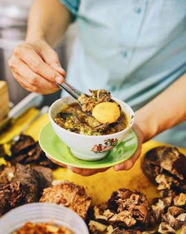 7 Rekomendasi Kuliner Khas Kota Makassar, Komplit Pallubasa dan Pallumara