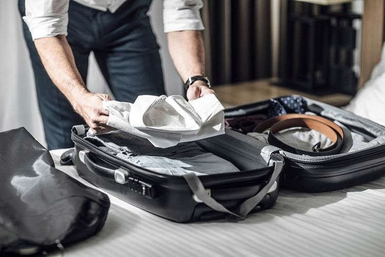 8 Tips Mudah Atasi Overpacking Saat Berpergian