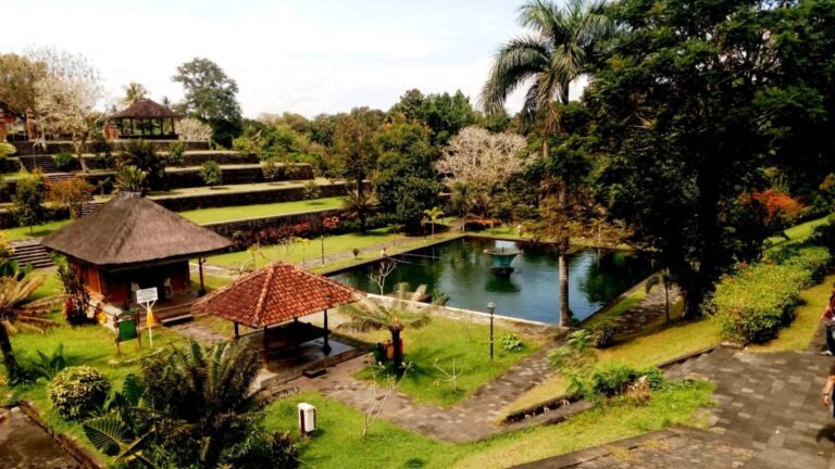 Telaga Padmawangi 768x432