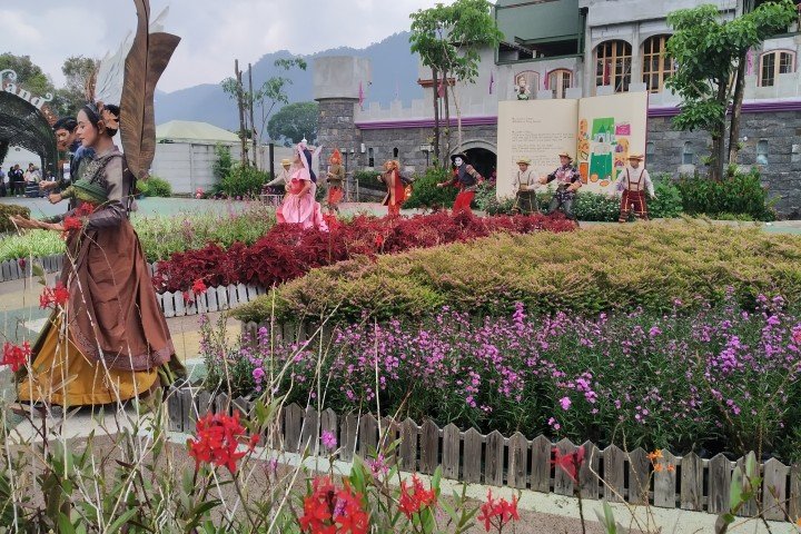 wisata the lodge maribaya dan fairy garden 5df4aec67f225