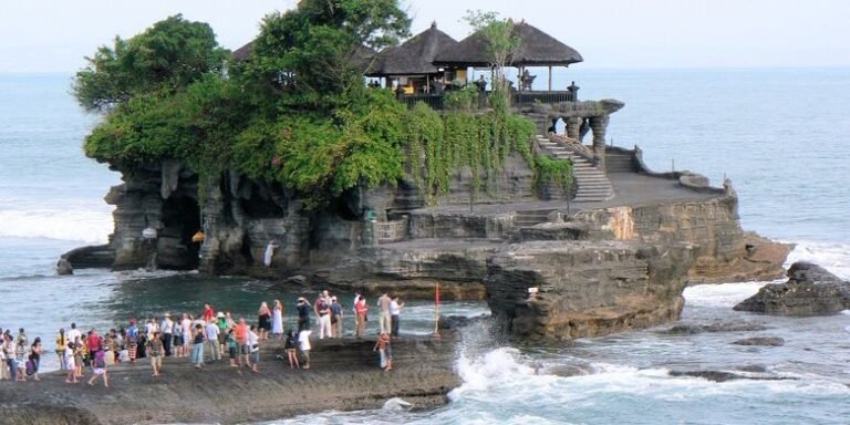 5e6756ed23145 768x384