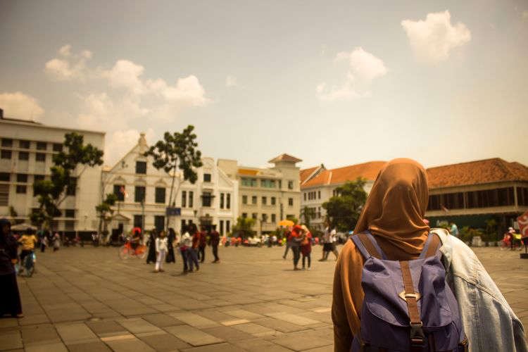4 Tips Ikut Wisata dengan Walking Tour