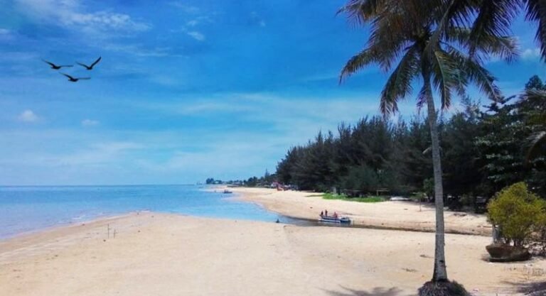 Pantai Monpera 1 768x417