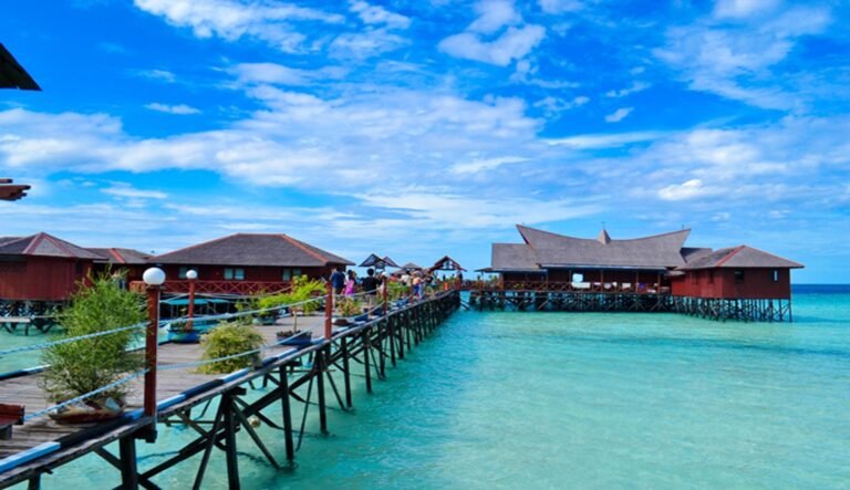 Pulau Derawan Kalimantan 1 768x443