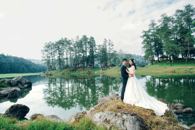 gofotovideo prewedding at situ patenggang ciwidey 030 Sy0yeoUyG 768x512