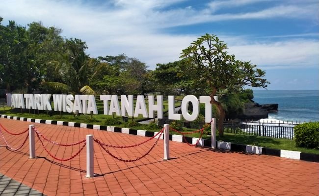 ppkm berjilid jilid kunjungan wisdom di tanah lot merosot m 1615882408 247457