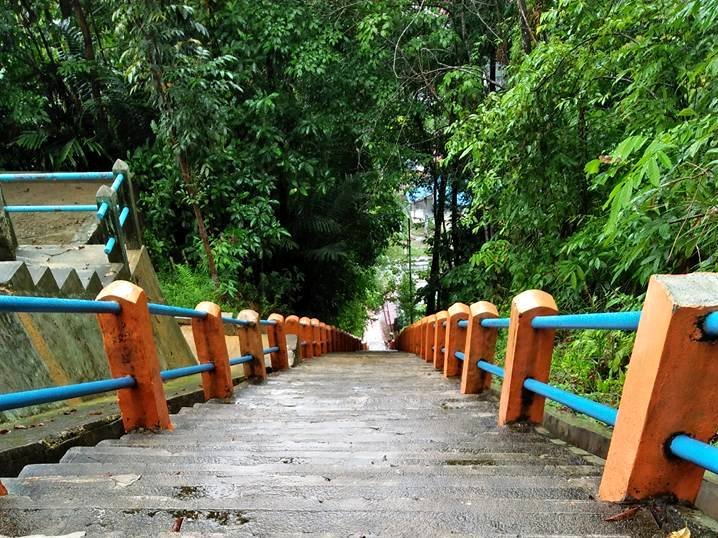 tangga seratus sibolga