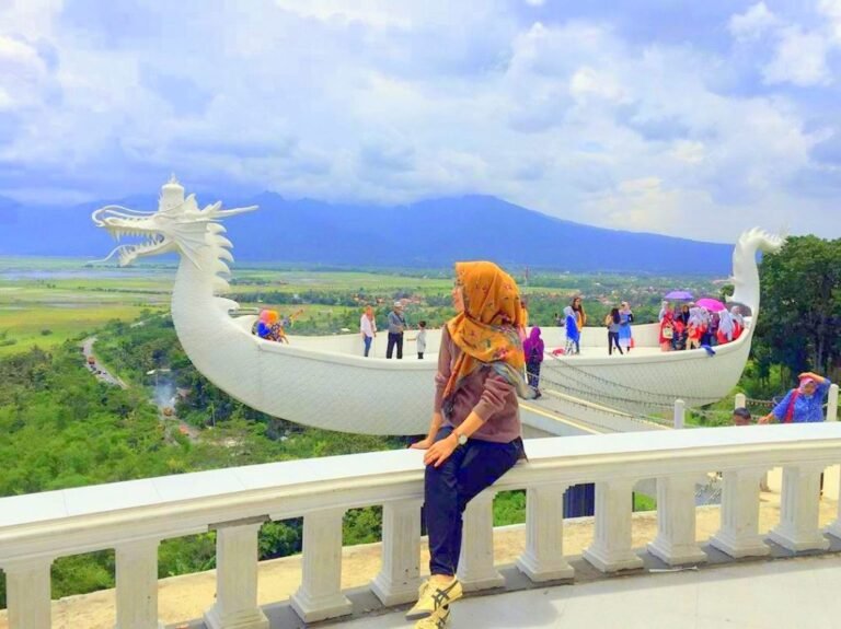 Eling Bening Semarang Ambarawa 1024x767 1 768x575