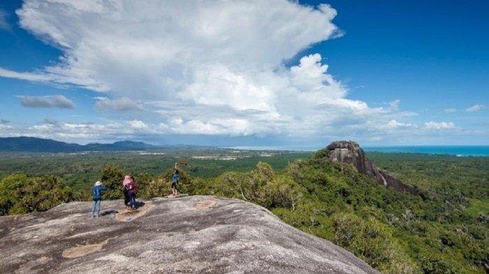 Batu Baginde, Batu Granit Terbesar di Pulau Belitung yang Usianya Setara dengan Zaman Jurassic