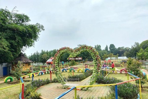 Taman Wisata Villa Duren Bekasi