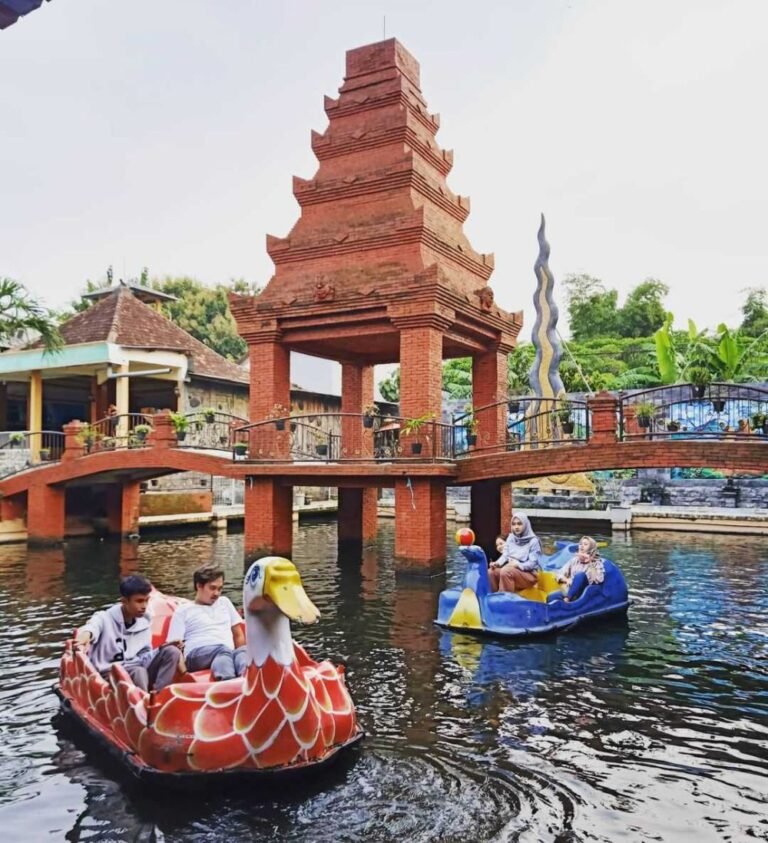 Wisata Desa BMJ Mojopahit3 768x843