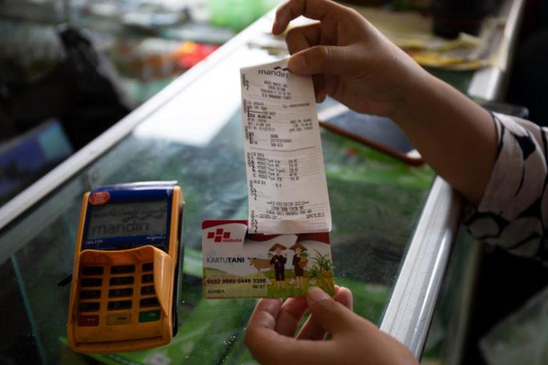 Banyak Petani Belum Paham Fungsi Kartu Tani