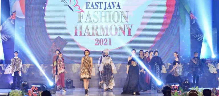 banner eastfashion 768x338 1