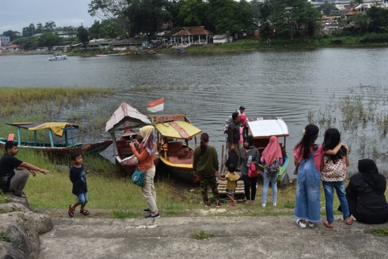 74A3FD7E 2345 44E5 8169 D2E93586EB56 768x512