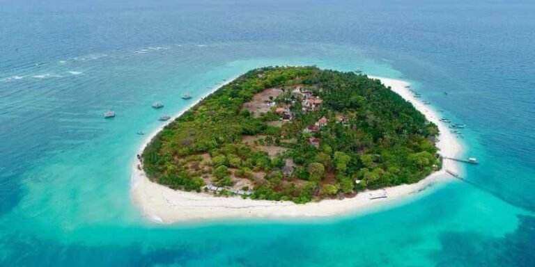 Gili Labak Sumenep 768x384 1