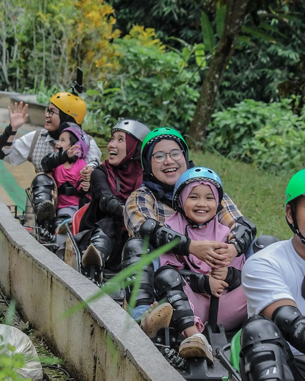 Tamigo Coaster Lembang4