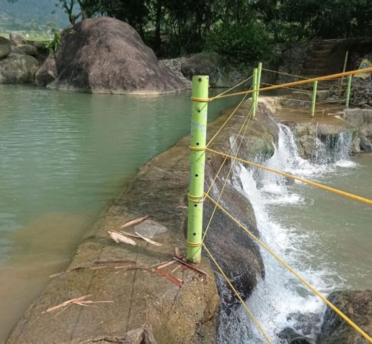 Wisata Leuwi Pangaduan Bogor2 768x710 1