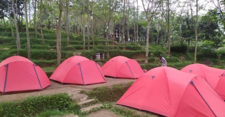 Wisata Leuwi Pangaduan Bogor5 768x399 1