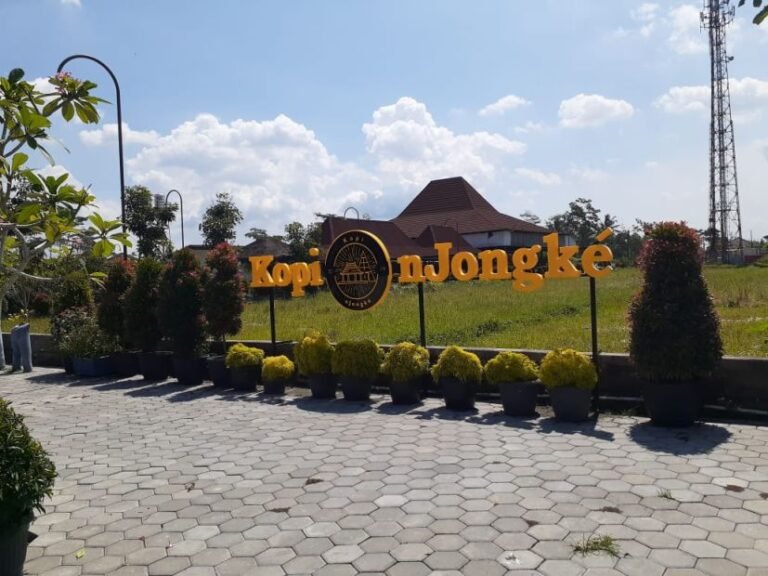 b51963a64d17c0 768x576