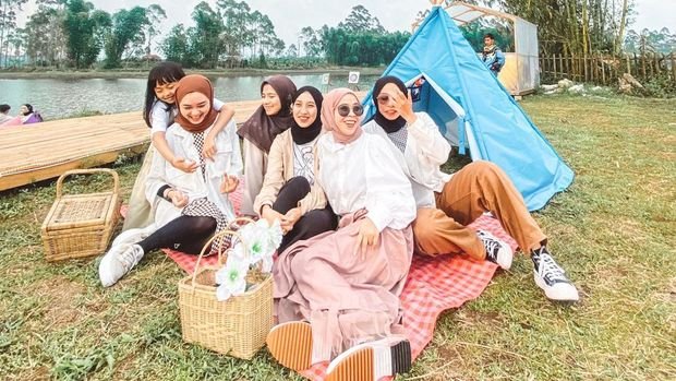 cileunca land tempat wisata baru di pangalengan bisa santai dan camping di pinggir situ cileunca 2 169
