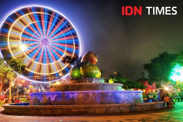 Alun alun Kota Wisata Batu1