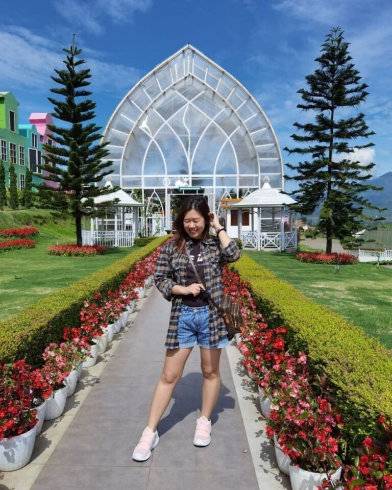 Florawisata San Terra Batu5 768x960